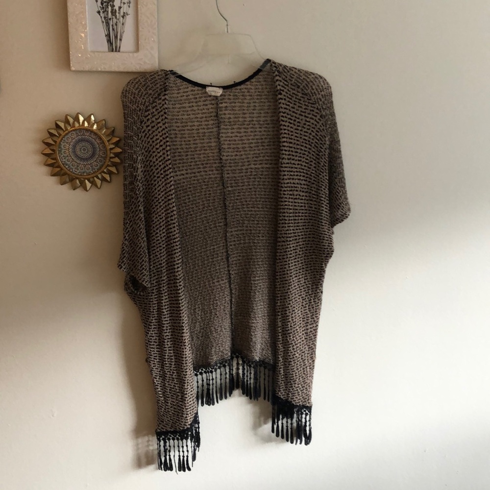 Black and tan shrug